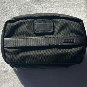 Tumi Black Nylon Split Travel Dopp Kit